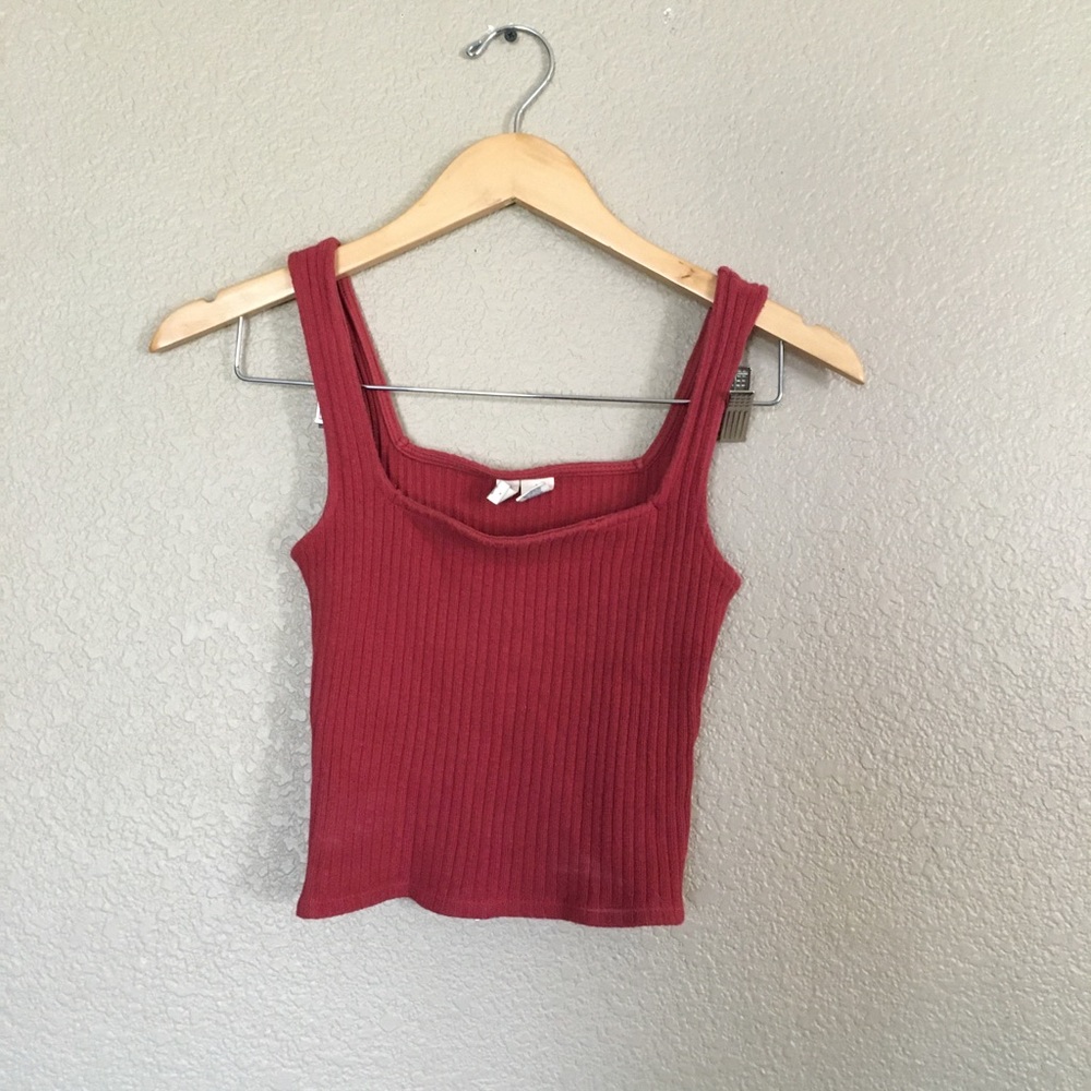 Maroon crop top